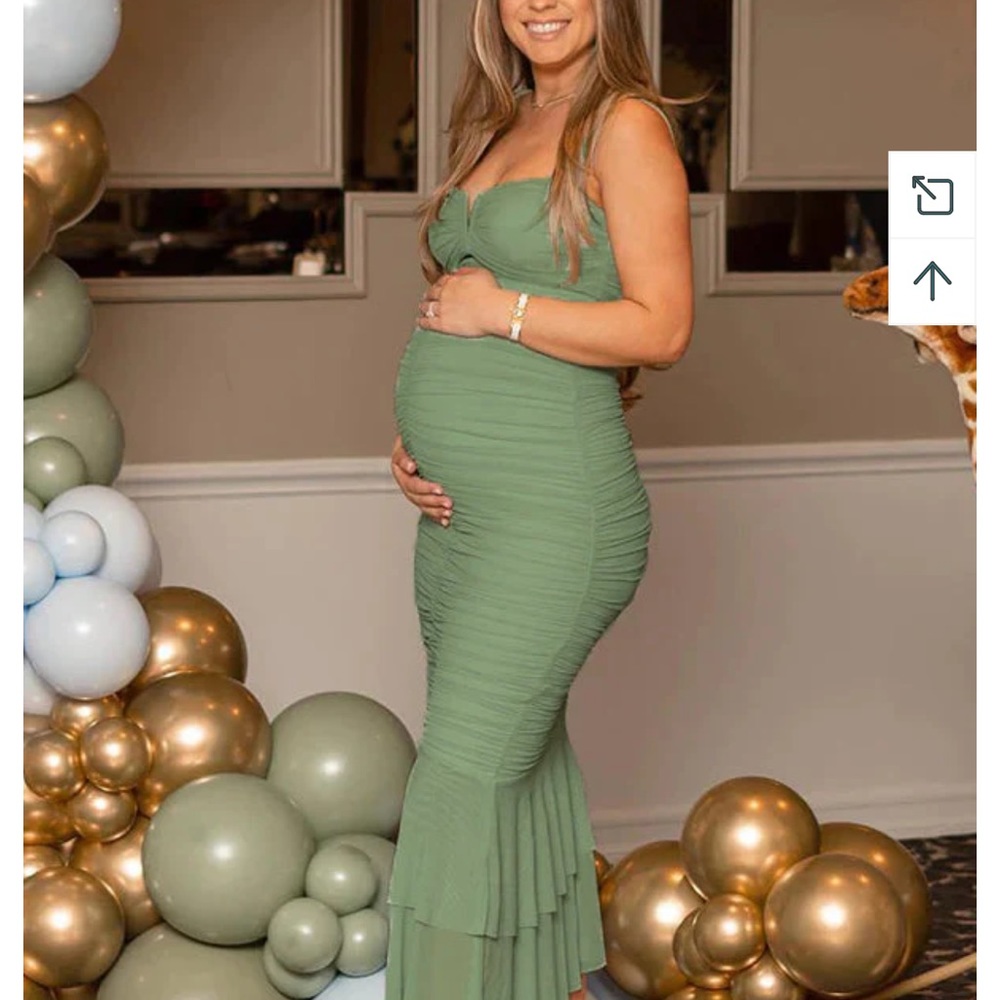 Never worn - maternity dress